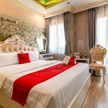 Reddoorz Premium @ Cao Thang Street